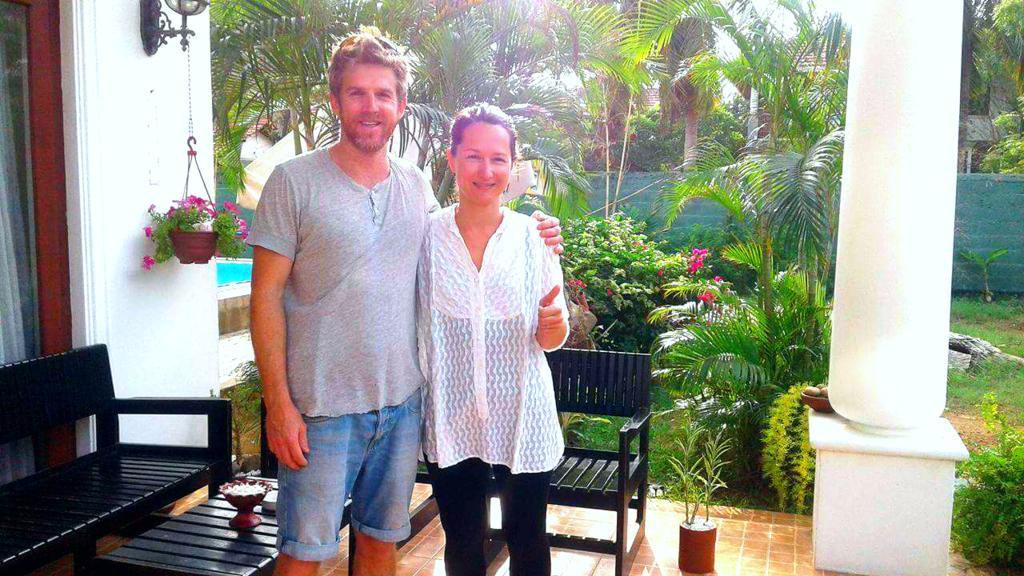 The Blue Beach Guesthouse Negombo Ngoại thất bức ảnh